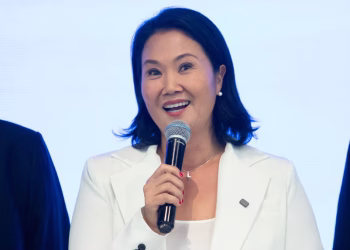 Concluye el escrutinio en Perú: Fujimori será presidenta por 49.641 votos más que Sánchez