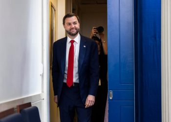 JD Vance viajará a Suiza para reunirse con Irán si se mantiene tregua entre Israel y Hezbollah