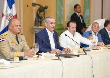 Gobierno fortalecerรก seguridad y desarrollo en la frontera con construcciรณn de verja y mercado binacional en zona Restauraciรณn-Tilory