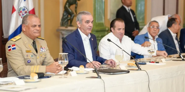 Gobierno fortalecerá seguridad y desarrollo en la frontera con construcción de verja y mercado binacional en zona Restauración-Tilory