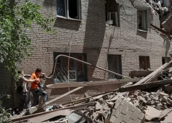 Ataque ruso cerca de Kiev dejó 11 muertos y cientos de heridos