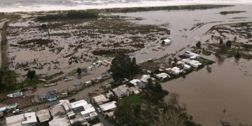Temporal en Chile deja tres muertos y agrava emergencia nacional