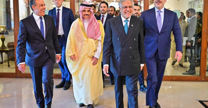 Pakistán instó a Irán y EEUU a reanudar las conversaciones de paz para frenar la guerra en Medio Oriente