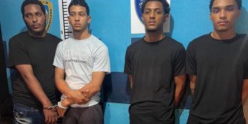 Arrestan a cuatro jóvenes involucrados en asalto a joyería en Santiago