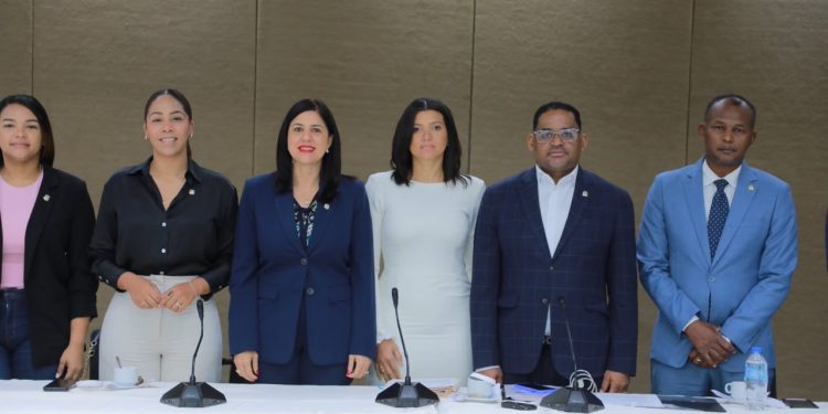 Camara de Diputados continúa estudio de la Ley Marco de la Reforma Integral Déjala Ir