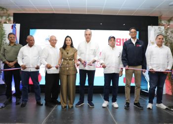 Presidente Abinader encabeza puesta en funcionamiento del Sistema 911 en Montecristi