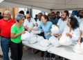 Carolina Mejía lleva operativos médicos a distintos sectores