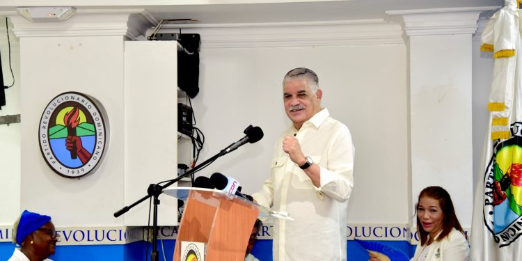 Miguel Vargas llama a reflexionar sobre una gran alianza opositora nacional para sacar al PRM del poder
