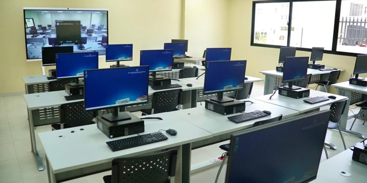 Abinader inaugura el nuevo Centro UASD Santiago Rodríguez, 47 años después de la creación de la extensión universitaria en la provincia