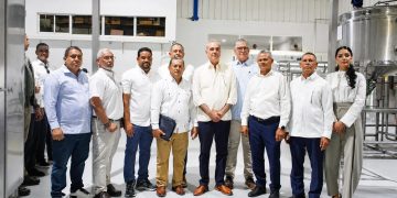 COOPFEDEGANO presenta al presidente Abinader avances de su planta procesadora de leche 