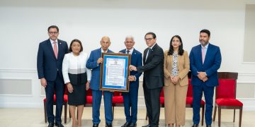 Senado de la República reconoce trayectoria de varias personalidades de la sociedad dominicana