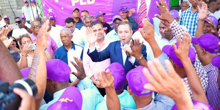 Johnny Pujols: “RD vive uno de sus peores momentos por deterioro social y amenazas a la democracia”