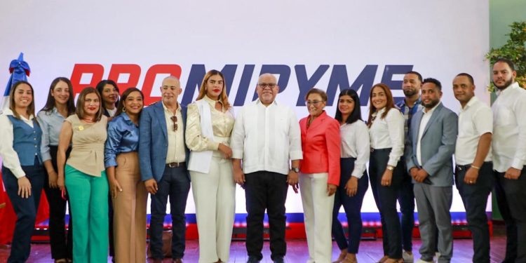 Promipyme entrega RD$100 millones en financiamiento a microempresarios de Río San Juan