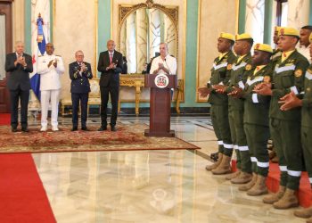 Gobierno venezolano confiere a RD Orden Héroe de Venezuela por invaluable contribución ante terremotos