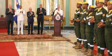 Gobierno venezolano confiere a RD Orden Héroe de Venezuela por invaluable contribución ante terremotos 