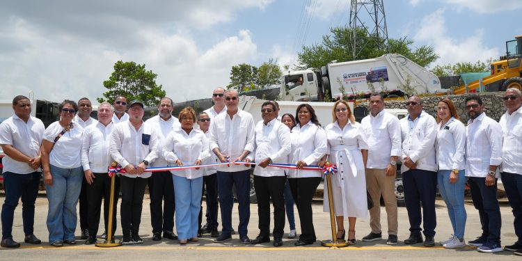 Abinader inaugura la Estación de Transferencia de Residuos Sólidos con el Programa Basura Cero