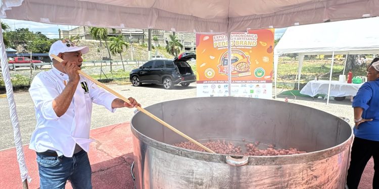 Celebran “El Gran Caldero de Pedro Brand” para promover la gastronomía local y el emprendimiento