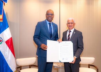 Colegio Dominicano de Periodistas reconoce al presidente del Senado, Ricardo de los Santos, por su respaldo al gremio periodístico