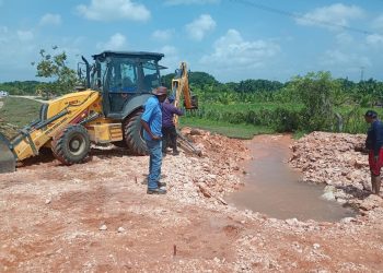 Avería en línea de 48 pulgadas afecta temporalmente el suministro de agua en sectores de Santo Domingo Este