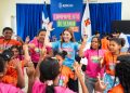 Carolina Mejía comparte con cientos de niños en el Campamento de Verano del Distrito Nacional