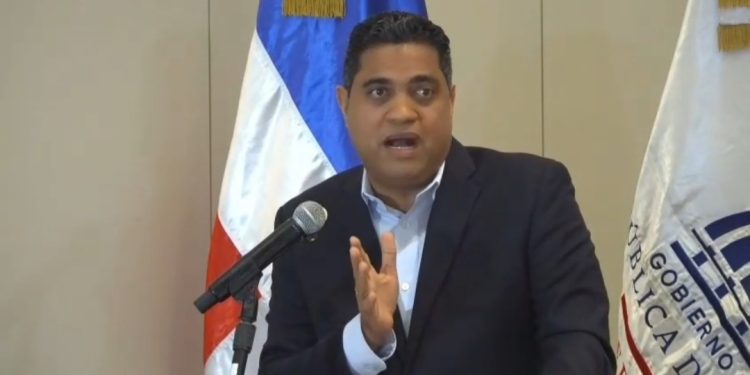 Kelvin Cruz anuncia incentivos para medallistas de Juegos Centroamericanos y del Caribe