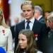 Hijo de la princesa Mette-Marit cumplirá prisión domiciliaria en Noruega
