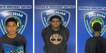 Tres hermanos, incluido un menor, se entregan por muerte de repartidor