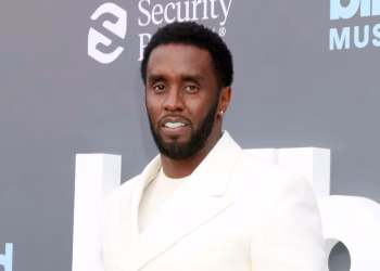 Sean ”Diddy” Combs saldrá de prisión antes de lo previsto tras un nuevo cambio de fecha