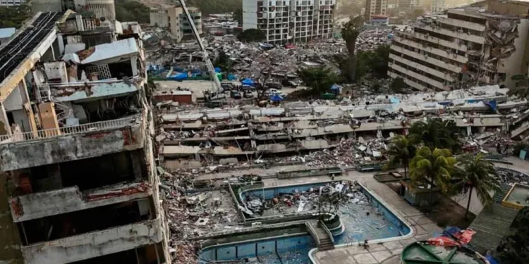 A un mes del doble terremoto, Venezuela busca salir adelante