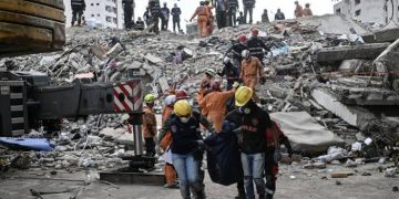 Venezuela convoca a los familiares de niños desaparecidos para identificar 38 cuerpos en La Guaira