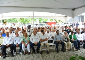 Gobierno inicia construcción del Parque Agroecológico del Aguacate en Cambita Garabitos, que será atracción agroturística