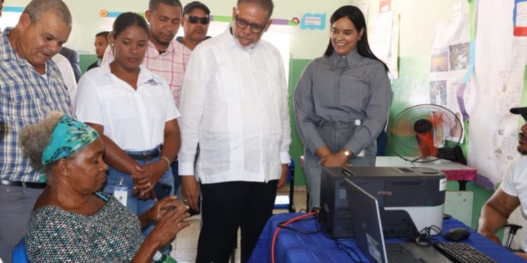 Desarrollo de la Comunidad, junto a otras instituciones, realiza jornada asistencial en Las Zanjas de San Juan