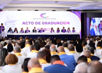 PLD gradúa a más de 700 participantes en Programa de Formación Política, reafirmando su compromiso con la educación y la institucionalidad