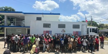 Ejército detiene 99 haitianos en condición migratoria irregular durante operativo en Dajabón