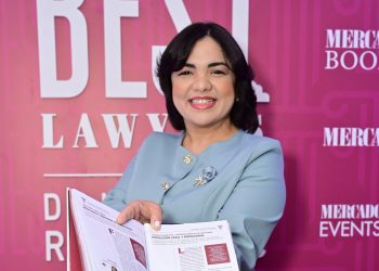 Joven abogada dominicana Yulibelys Wandelpool es destacada por excelencia y liderazgo jurídico en Mercado Best Lawyers