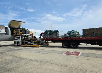 Sky High Dominicana apoya operación humanitaria de la Barbados Defence Force hacia Venezuela