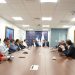 Ministro Yayo Sanz Lovatón instala mesa de diálogo con Adanegas para abordar comisiones por pagos con tarjetas