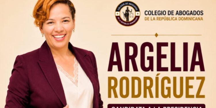 Argelia Rodríguez presenta candidatura a la presidencia de la seccional provincia Santo Domingo del CARD