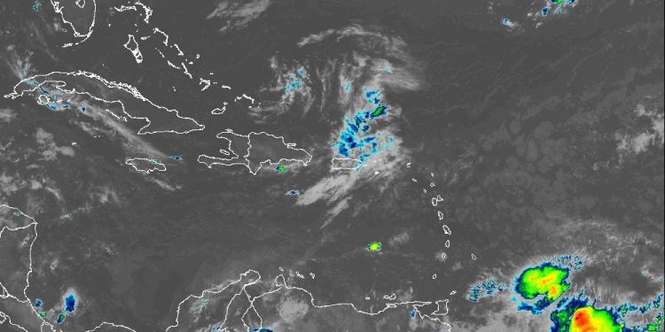 Indomet: Vaguada continuará generando aguaceros y tronadas la tarde de este martes