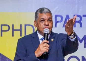 Presidente del PHD respalda reforma policial y propone un Código de Ética para fortalecer la seguridad ciudadana