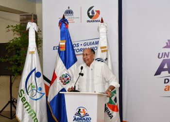 ARS SEMMA e INABIMA reúnen a más de 4,000 maestros pensionados y jubilados en el Regocijo Magisterial 2026