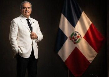 Sondeo de Big Data revela que Elías Wessin lidera el sentimiento positivo en el bloque conservador con miras a 2028