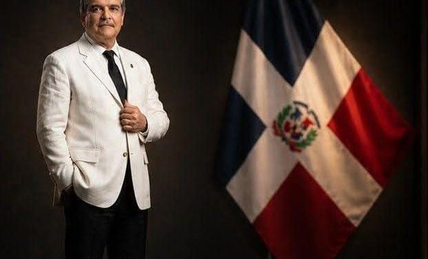 Sondeo de Big Data revela que Elías Wessin lidera el sentimiento positivo en el bloque conservador con miras a 2028