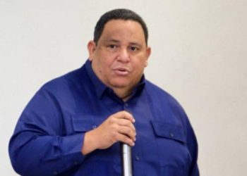 Alcalde de Azua valora avances en el sistema de salud y llama al consenso en favor de la población