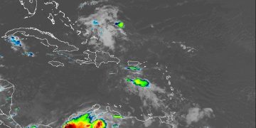 Indomet: Vaguada y nueva onda tropical generarán aguaceros y tormentas eléctricas este jueves