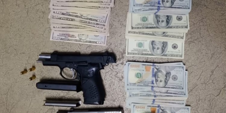 PN esclarece falso robo en Villa González; arresta denunciante y recupera más de US$33 mil