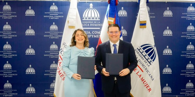 MICM y Ministerio de la Mujer lanzan alianza por el liderazgo y la autonomía económica de las mujeres