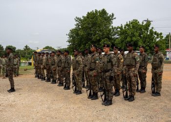 Comandante del Ejército supervisa destacamentos y puestos fronterizos en Elías Piña
