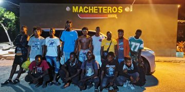 En Montecristi y Valverde soldados del Ejército interceptan a 22 haitianos indocumentados y detienen a presunto traficante de migrantes