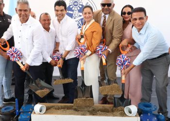 Wellington Arnaud da primer palazo para la construcción del acueducto Damajagua-Maizal, provincia Valverde